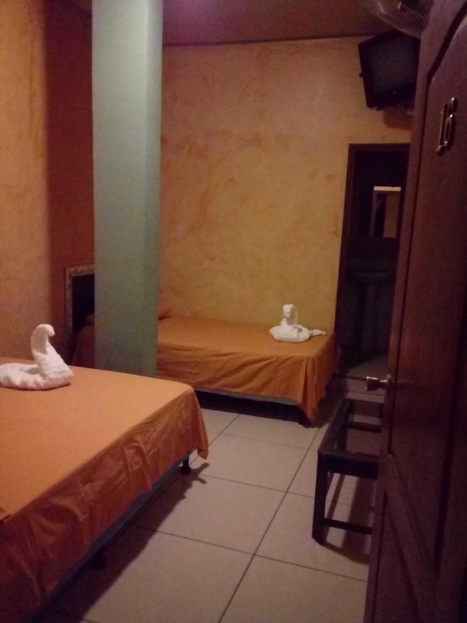 Hotel Escalon Santa Rosa de Copán Extérieur photo